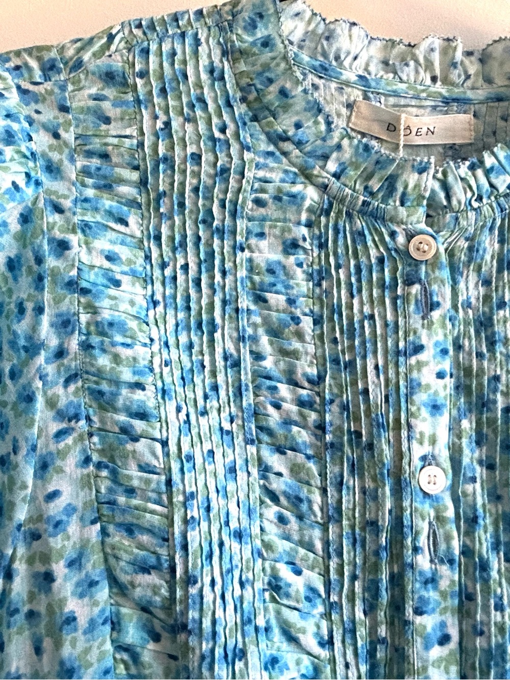 Dôen Haleigh Dress in the "Bleu Daisy Fields" print - Picture 3 of 6
